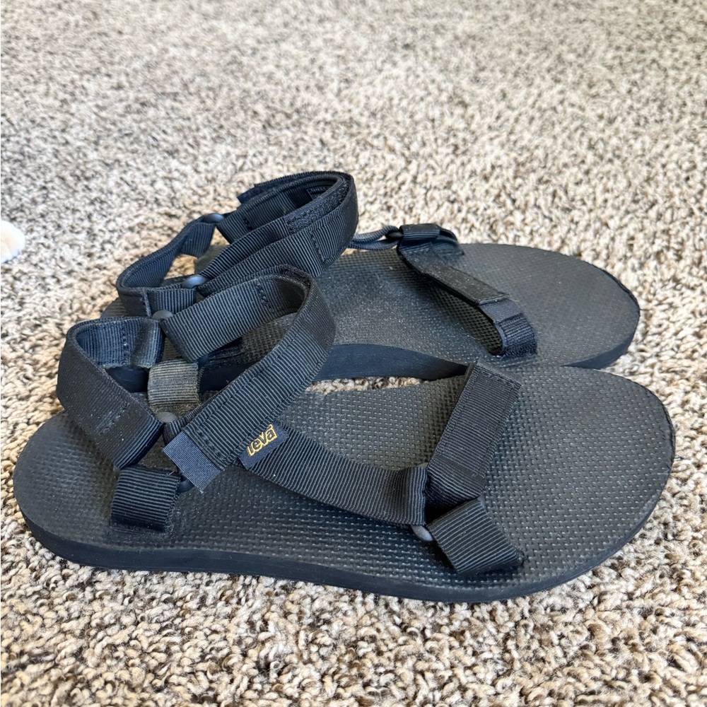 Women’s all black Teva sandals, size 10